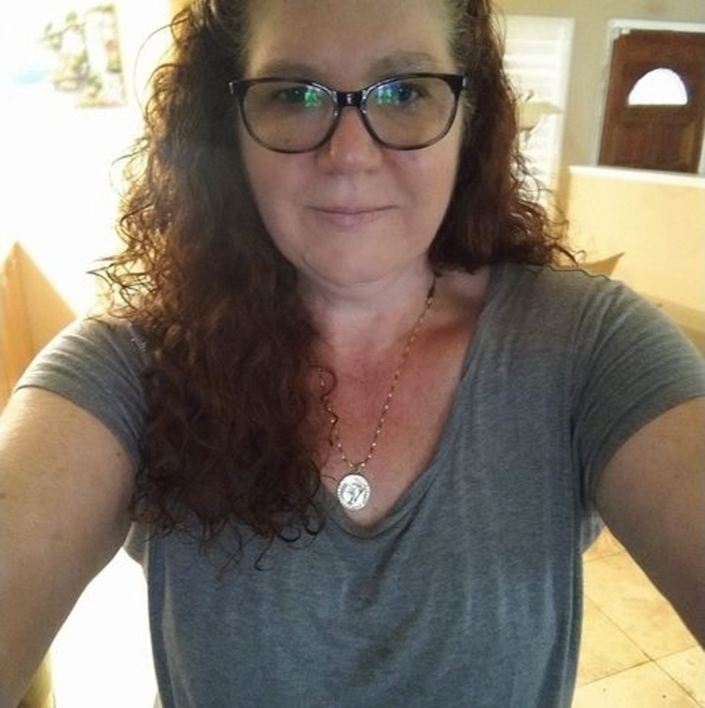 Meet your Posher, Julie